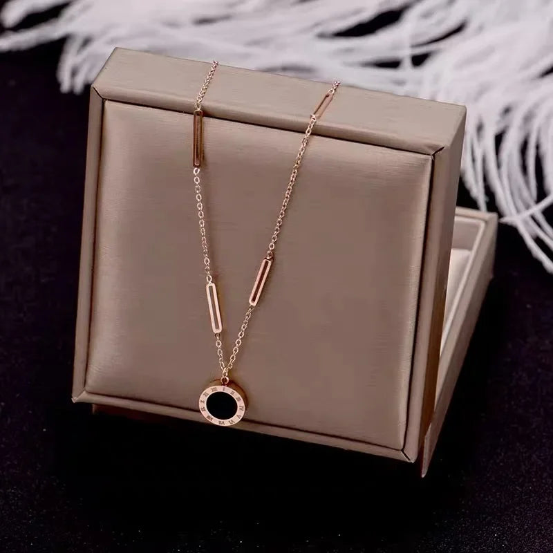 Collar Romano Concha