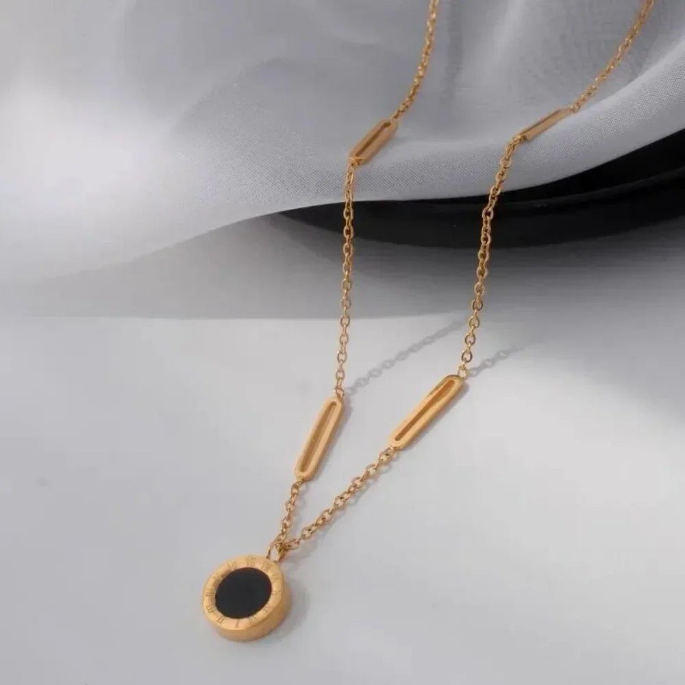 Collar Romano Dorado