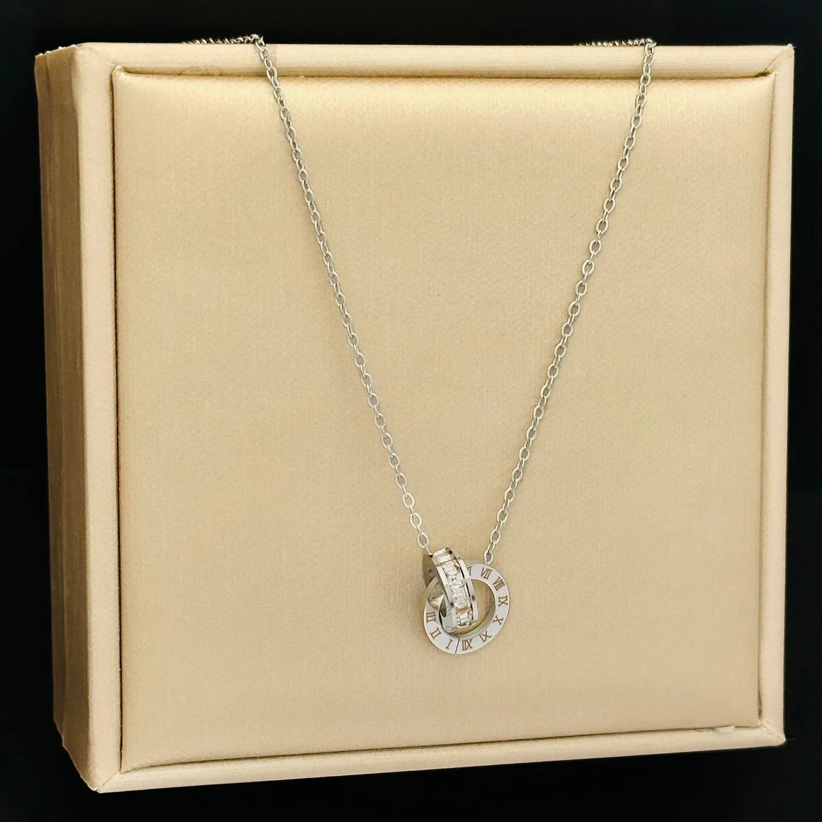 Collar Romano Concha